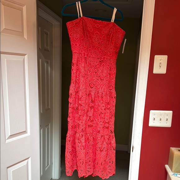 Shoshanna Dresses & Skirts - Shoshanna Midnight Strapless Coral Lace Dress size 12 brand new with tags. Saks